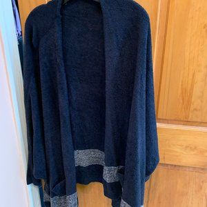 BAREFOOT DREAMS Cliffside Wrap - OSP